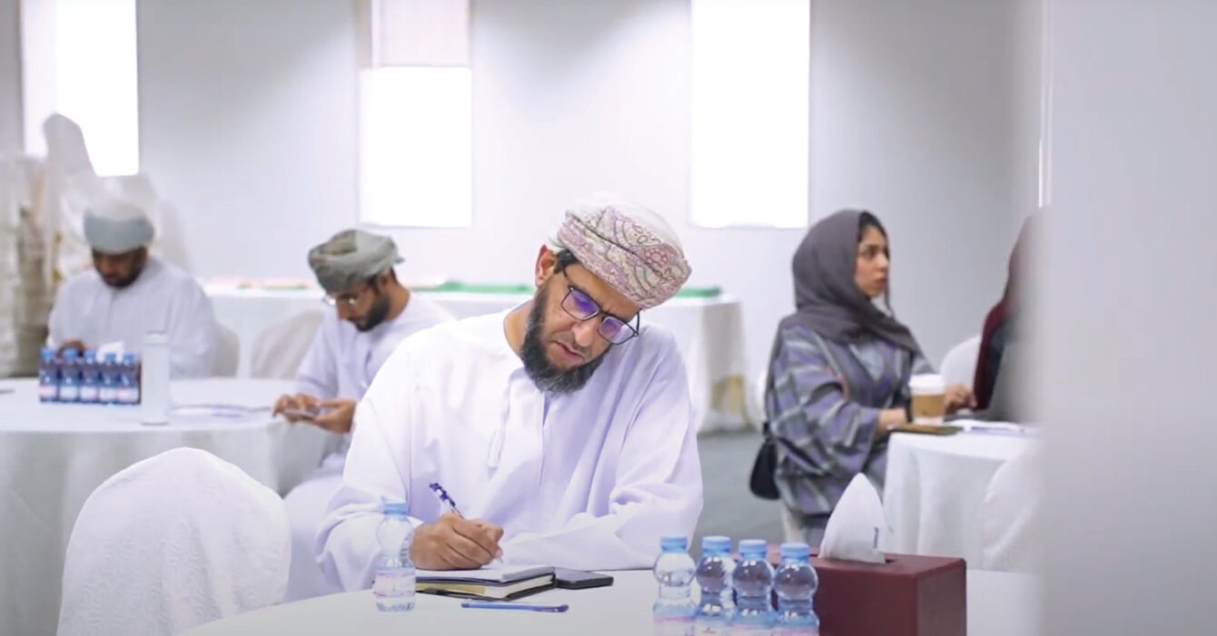 التقرير الشهري اومفا الثاني-23